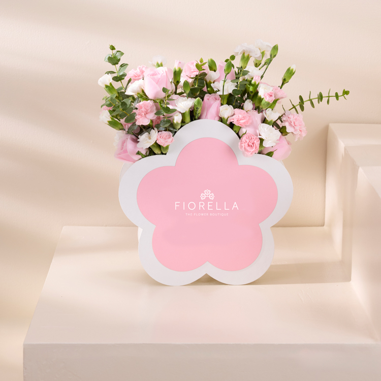  THE FLOWER BOX